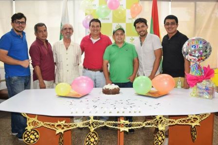 car Gutiérrez, Carlos Barrios, Delmiro Moreno, Yimmer Perdomo, el homenajeado; James Quimbaya, Rubén Vega y Alejandro cabrera